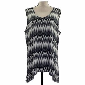 ONLY 9 Chevron Black White Gray Shark Bite Blouse